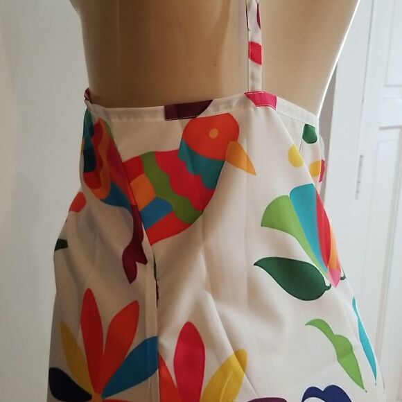 Colorful small new dress  - Picture 9 of 12